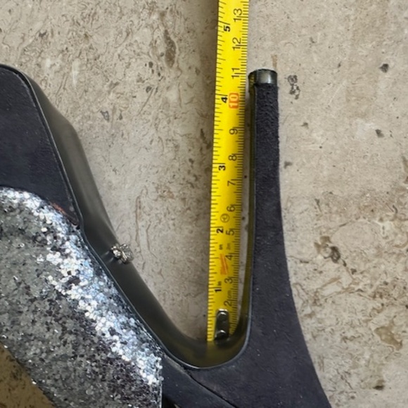 Fergie platform silver sparkle peep toe stilettos - SIZE 7 M - Picture 6 of 9
